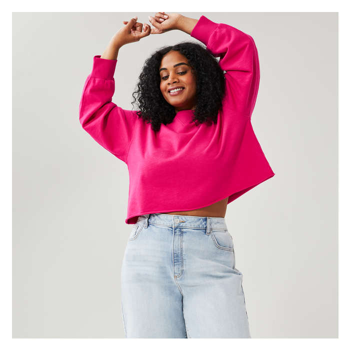 Women+ Crop Sweatshirt